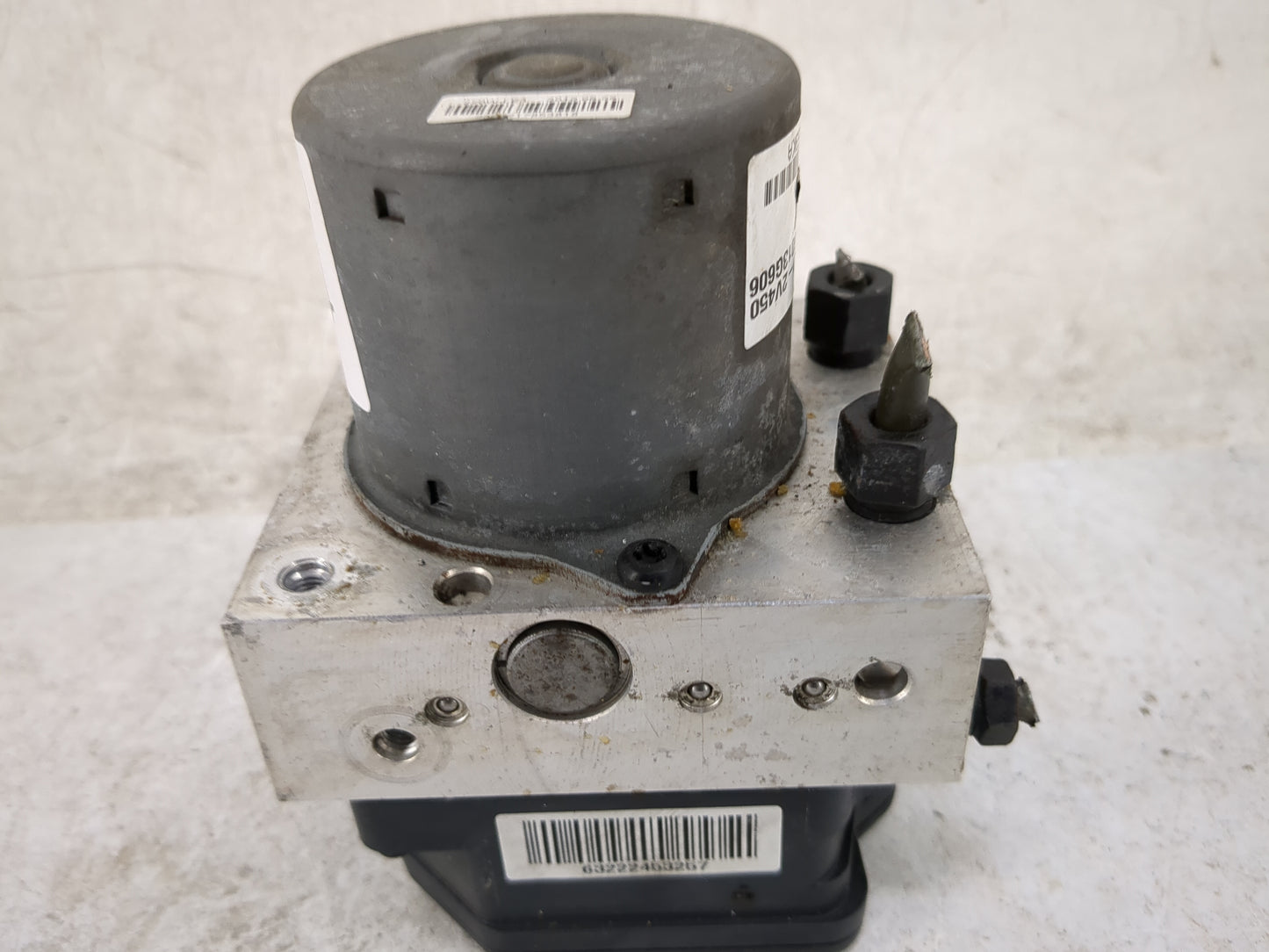 2013 Hyundai Veloster ABS Pump Control Module Replacement P/N:58920-2V450 BH6013G606, HF3D5H0053KA Fits OEM Used Auto Parts 