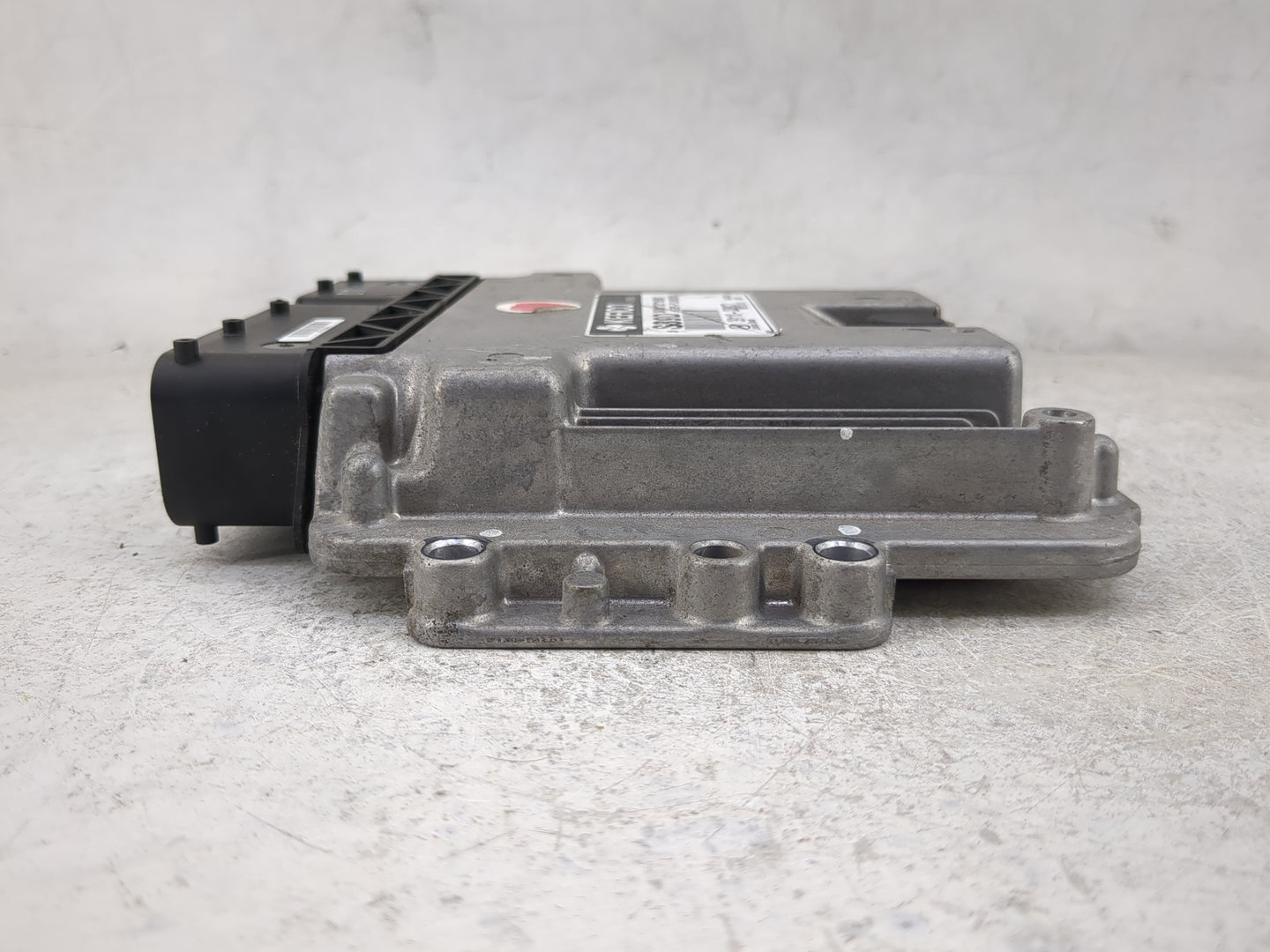 2013-2014 Hyundai Veloster PCM Engine Control Computer ECU ECM PCU OEM P/N:39110-2BBC7 9001120169KD Fits Fits 2013 2014 OEM 