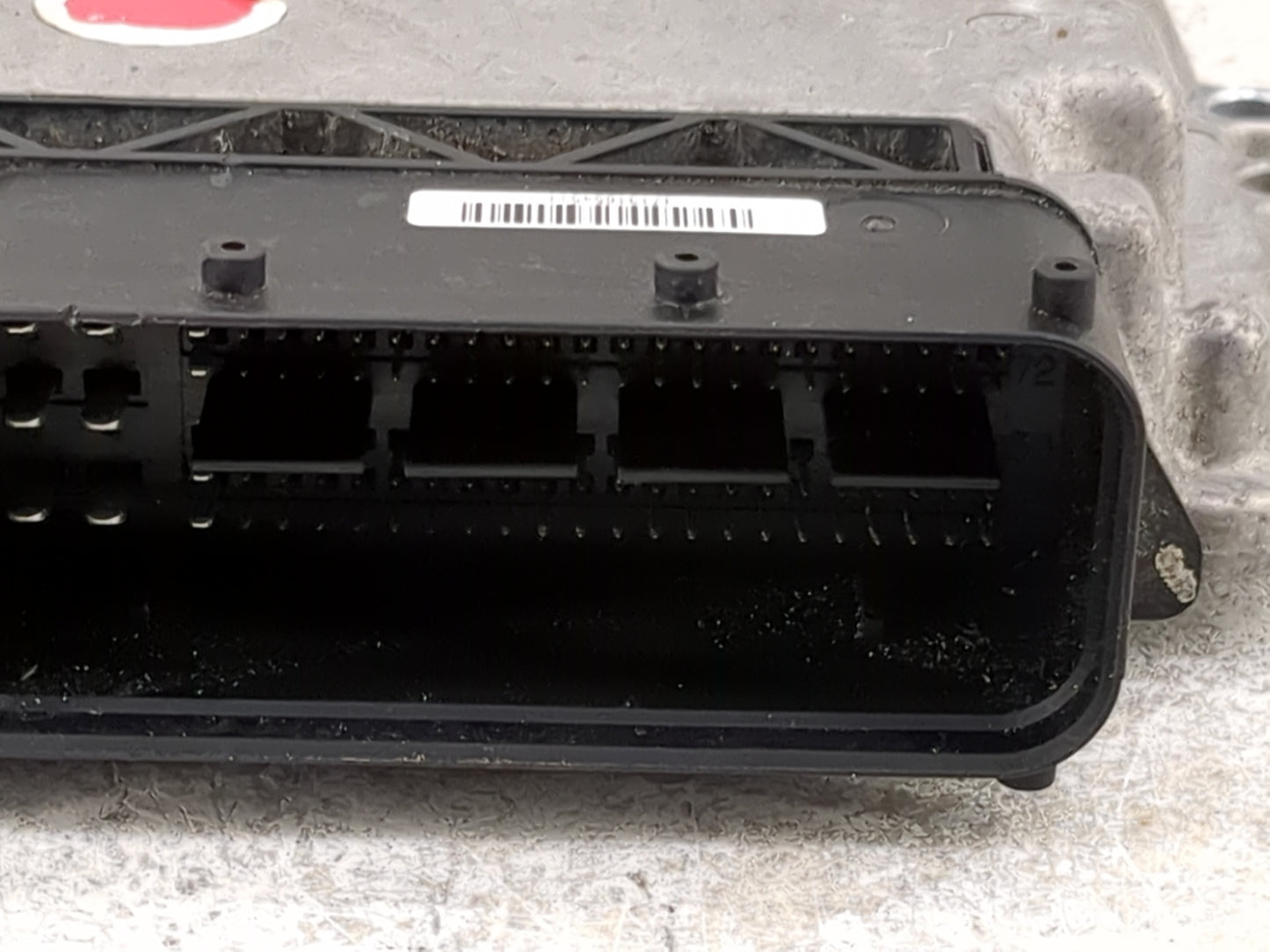 2013-2014 Hyundai Veloster PCM Engine Control Computer ECU ECM PCU OEM P/N:39110-2BBC7 9001120169KD Fits Fits 2013 2014 OEM 