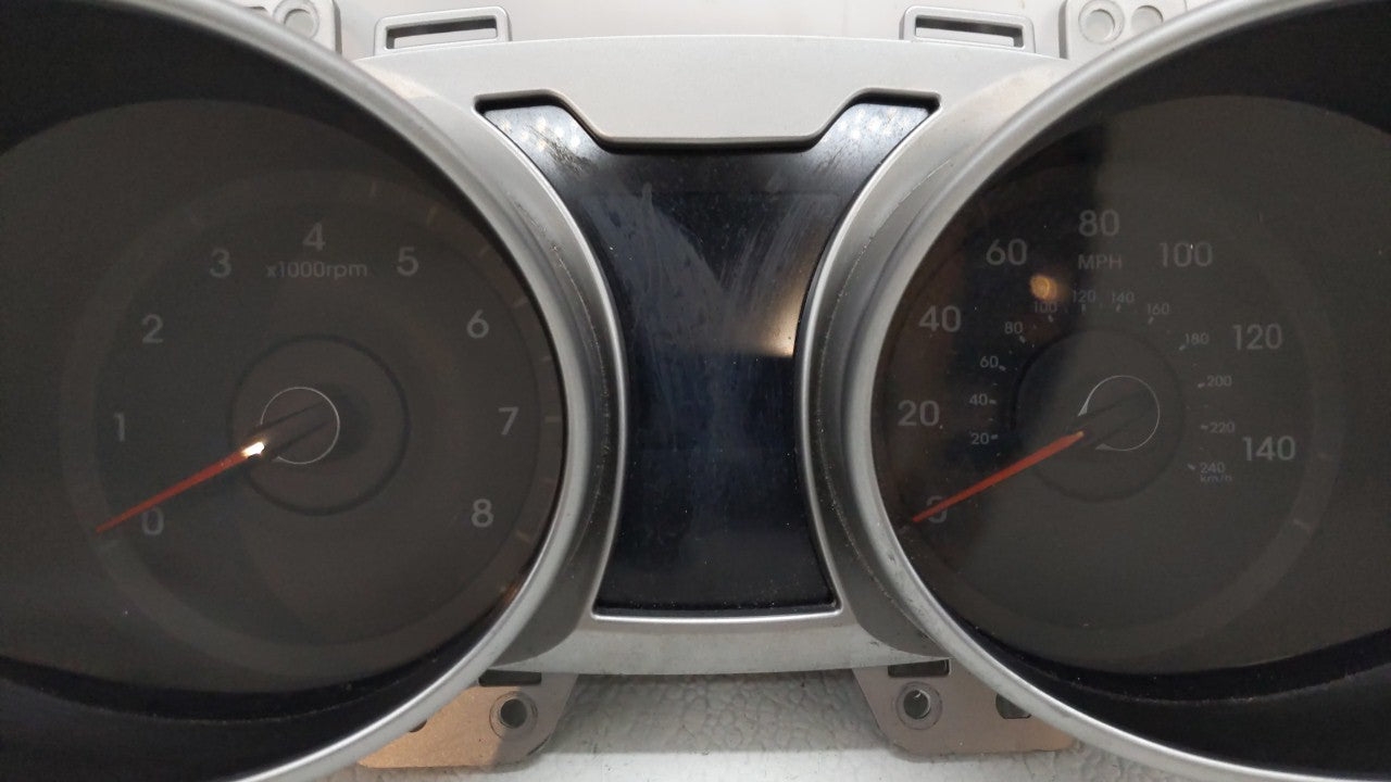 2012-2015 Hyundai Veloster Instrument Cluster Speedometer Gauges P/N:94011-2V330PD5,94001-2V330,94011-2V331 94001-2V330 Fits
