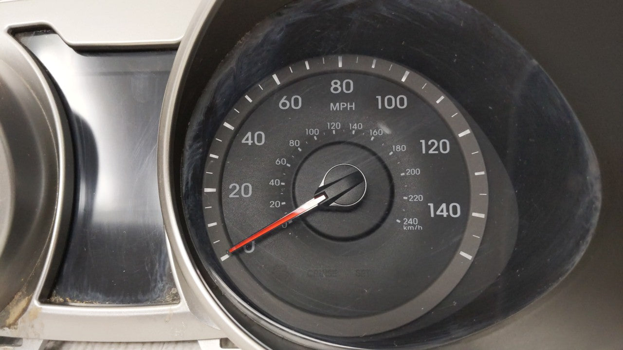 2012-2015 Hyundai Veloster Instrument Cluster Speedometer Gauges P/N:94011-2V330PD5 94001-2V330 Fits Fits 2012 2013 2014 201