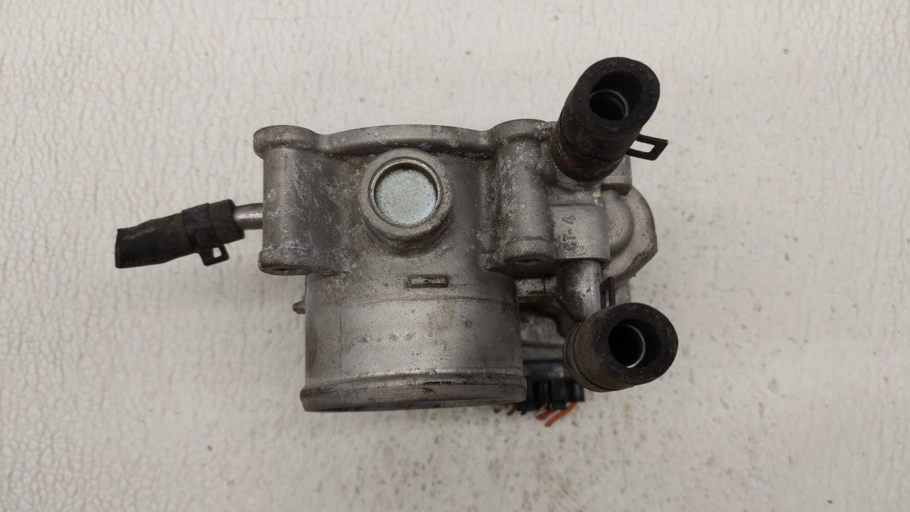 2012-2017 Hyundai Veloster Throttle Body P/N:5302-1S02 35100-2B300 Fits Fits 2012 2013 2014 2015 2016 2017 2018 2019 OEM Use