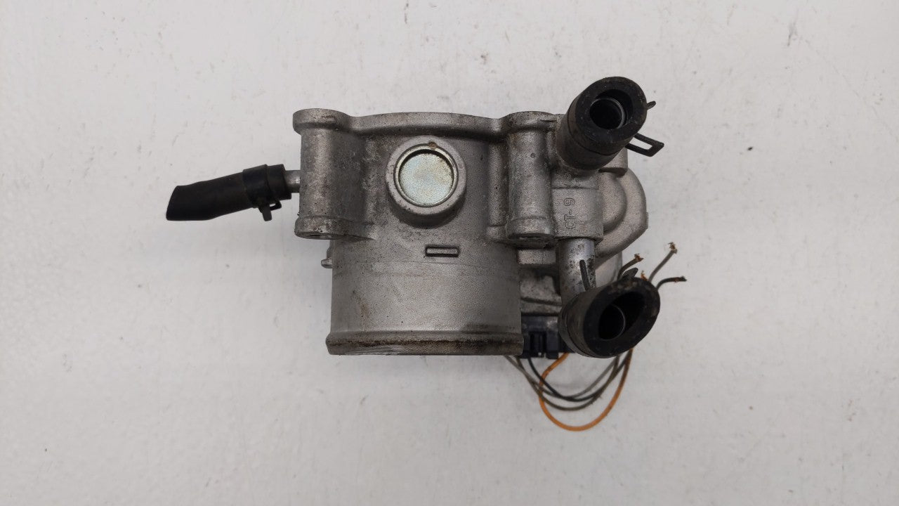 2012-2017 Hyundai Veloster Throttle Body P/N:5302-1S02 35100-2B300 Fits Fits 2012 2013 2014 2015 2016 2017 2018 2019 OEM Use