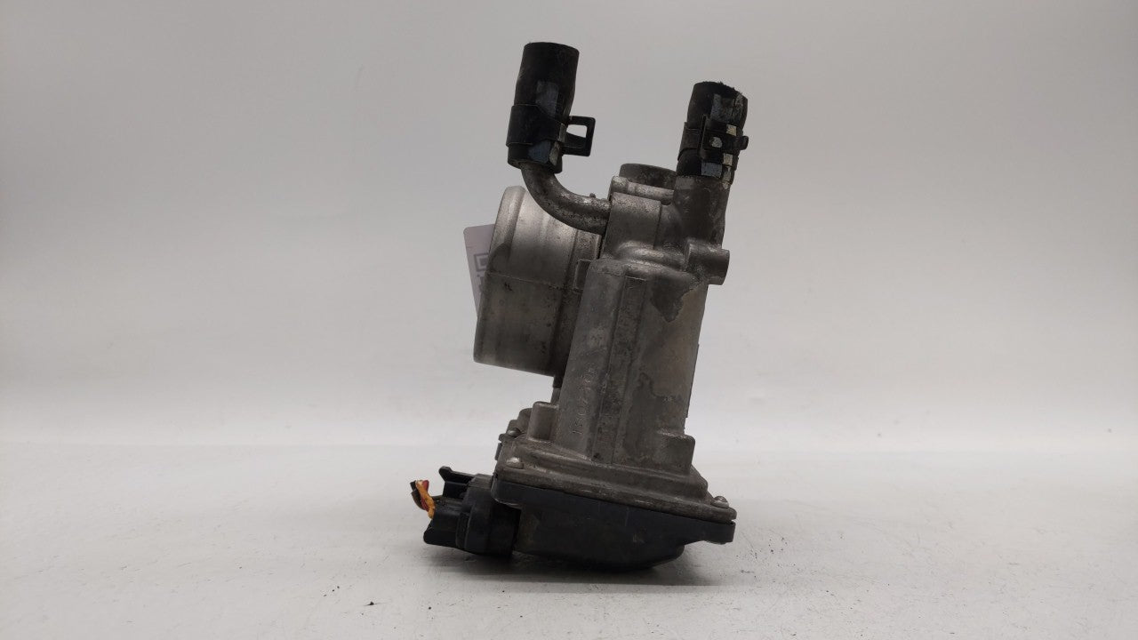 2012-2017 Hyundai Veloster Throttle Body P/N:5302-1S02 35100-2B300 Fits Fits 2012 2013 2014 2015 2016 2017 2018 2019 OEM Use