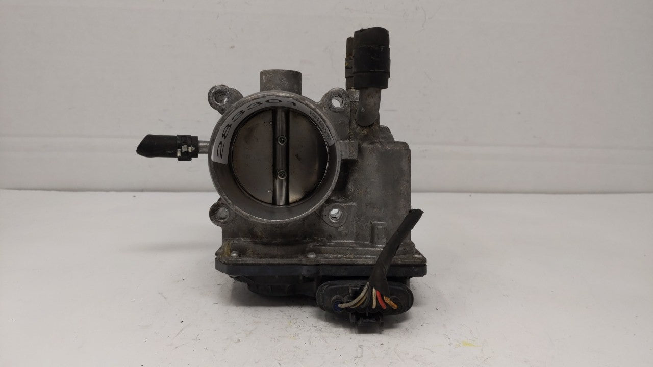 2012-2017 Hyundai Veloster Throttle Body P/N:35100-2B310 5302-1S02, 35100-2B300 Fits Fits 2012 2013 2014 2015 2016 2017 2018