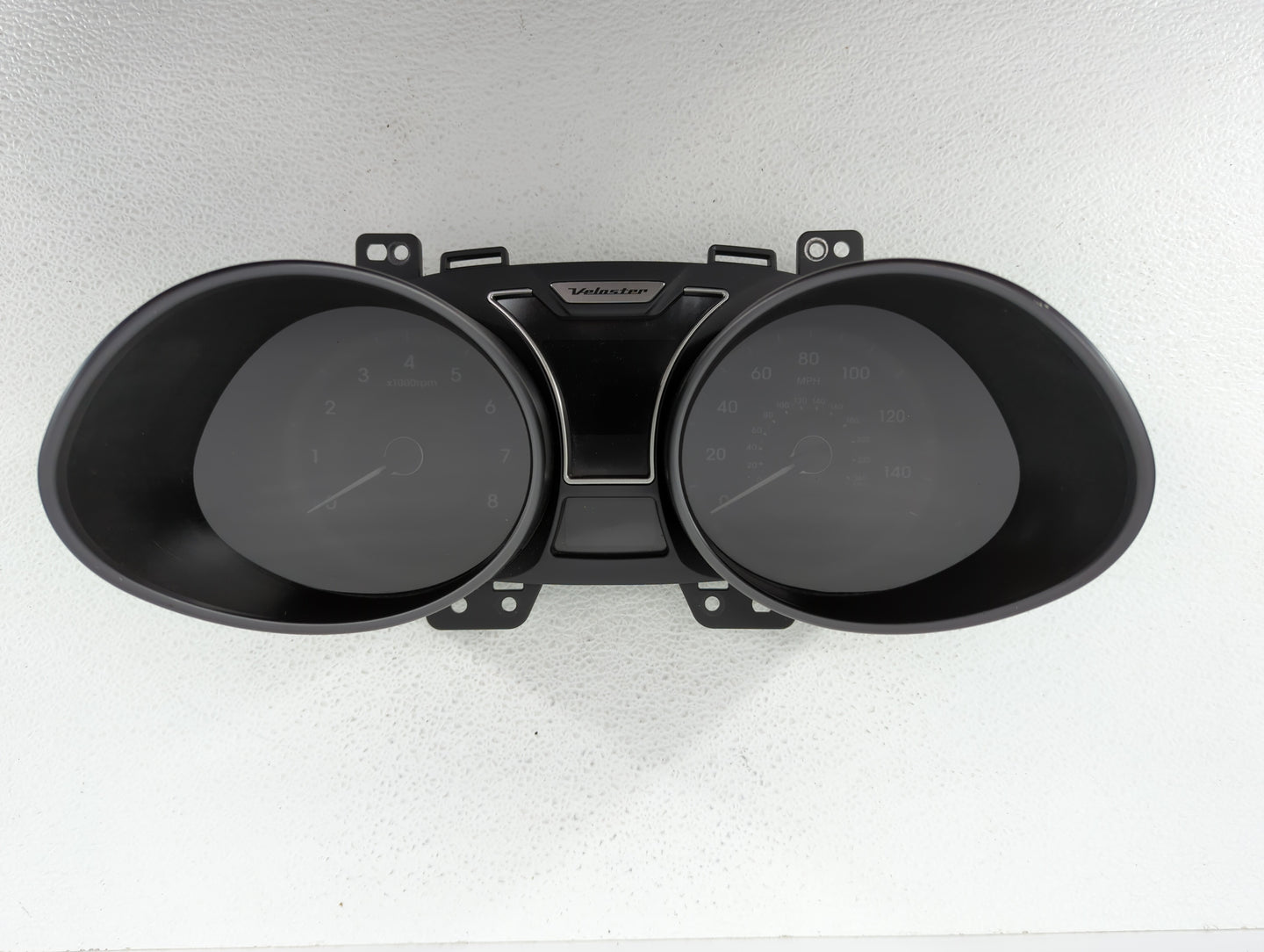 2012-2015 Hyundai Veloster Instrument Cluster Speedometer Gauges P/N:94011-2V330PD5 94001-2V330 Fits Fits 2012 2013 2014 201