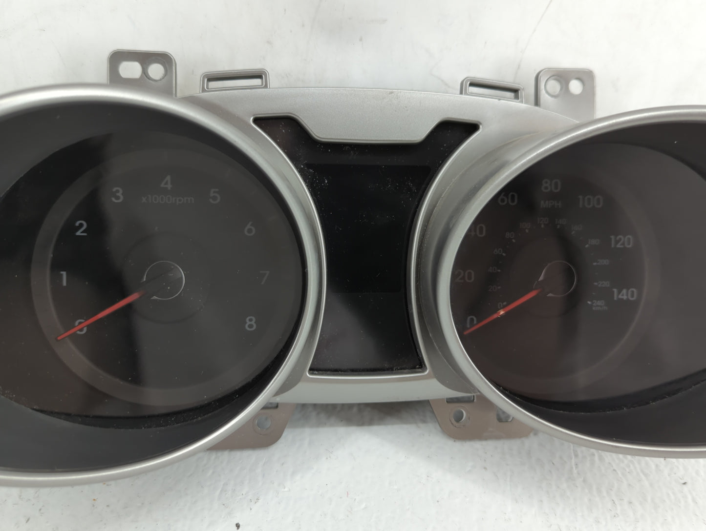 2012-2015 Hyundai Veloster Instrument Cluster Speedometer Gauges P/N:94011-2V330PD5 94001-2V330 Fits Fits 2012 2013 2014 201