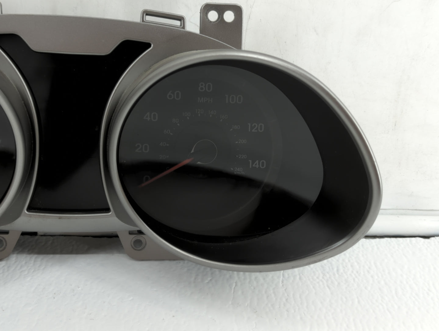 2012-2015 Hyundai Veloster Instrument Cluster Speedometer Gauges P/N:94011-2V320PD5 94011-2V320 Fits Fits 2012 2013 2014 201