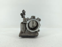 2013 Hyundai Veloster Throttle Body P/N:35100-2E400 35100-2E000 Fits Fits 2012 2014 2015 2016 2018 2019 OEM Used Auto Parts 