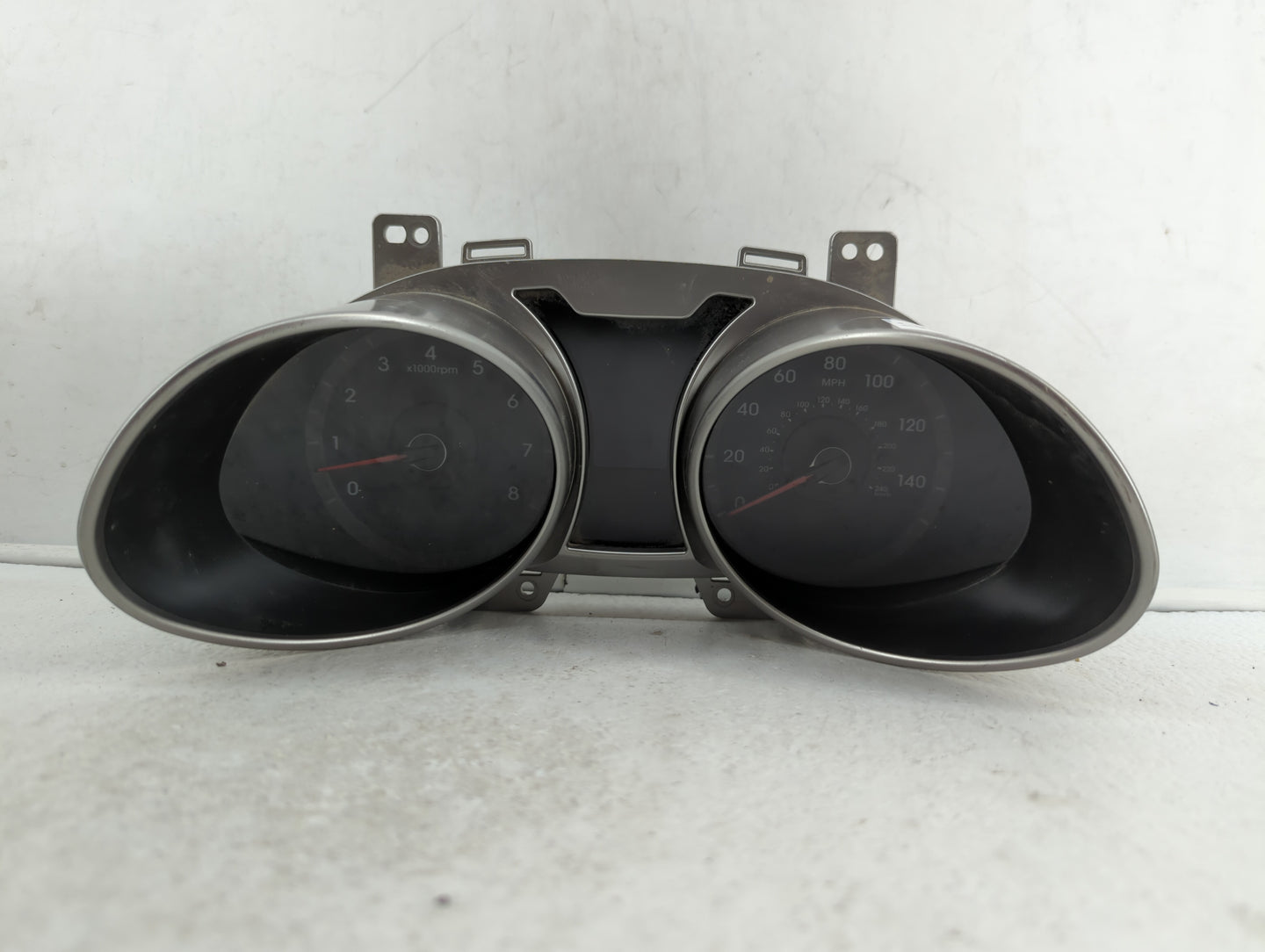 2012-2015 Hyundai Veloster Instrument Cluster Speedometer Gauges P/N:94011-2V320PD5 94011-2V320 Fits Fits 2012 2013 2014 201