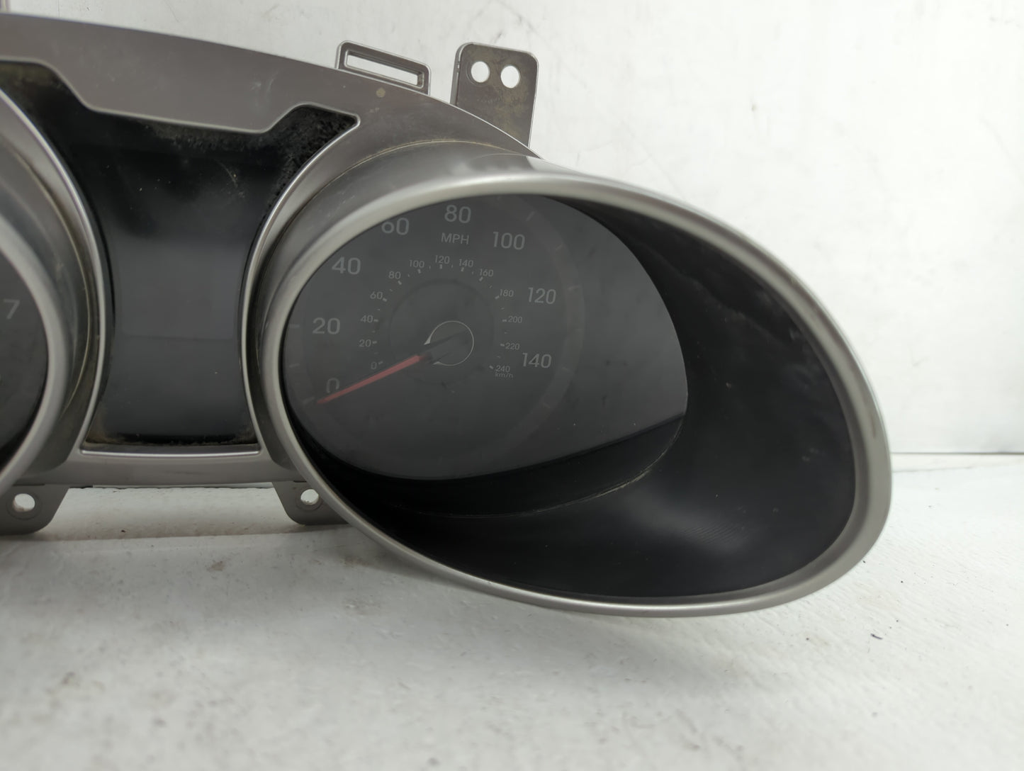 2012-2015 Hyundai Veloster Instrument Cluster Speedometer Gauges P/N:94011-2V320PD5 94011-2V320 Fits Fits 2012 2013 2014 201