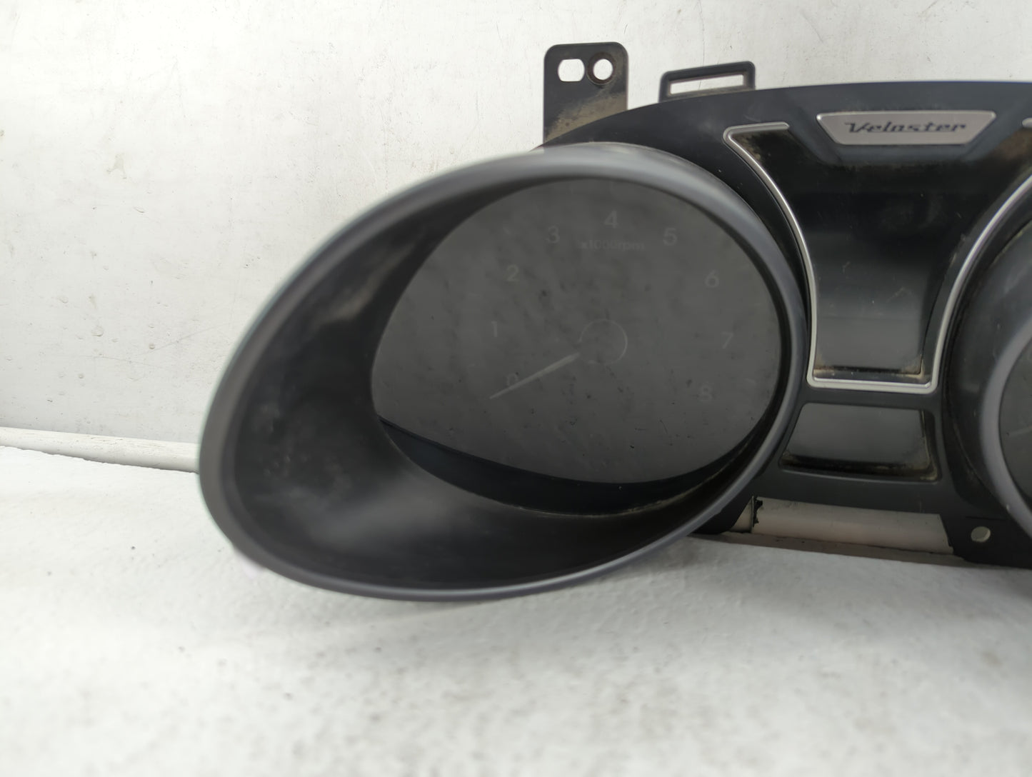 2012-2015 Hyundai Veloster Instrument Cluster Speedometer Gauges P/N:94011-2V331PD5 94011-2V330PD5 Fits Fits 2012 2013 2014 