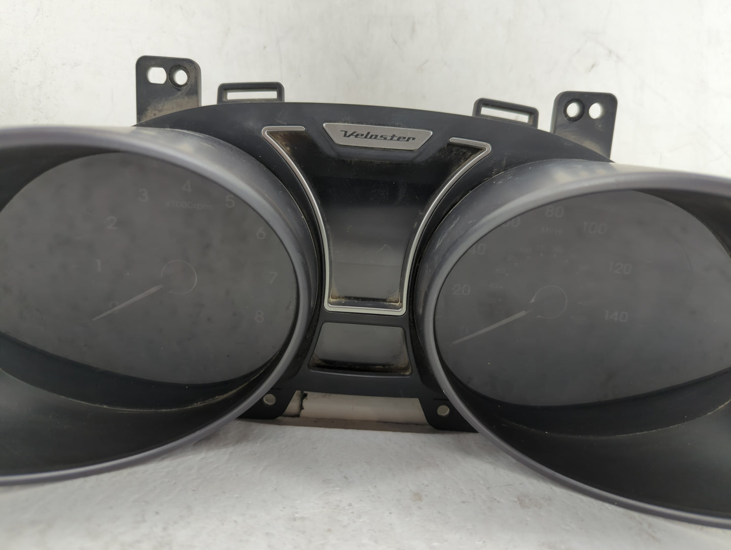 2012-2015 Hyundai Veloster Instrument Cluster Speedometer Gauges P/N:94011-2V331PD5 94011-2V330PD5 Fits Fits 2012 2013 2014 