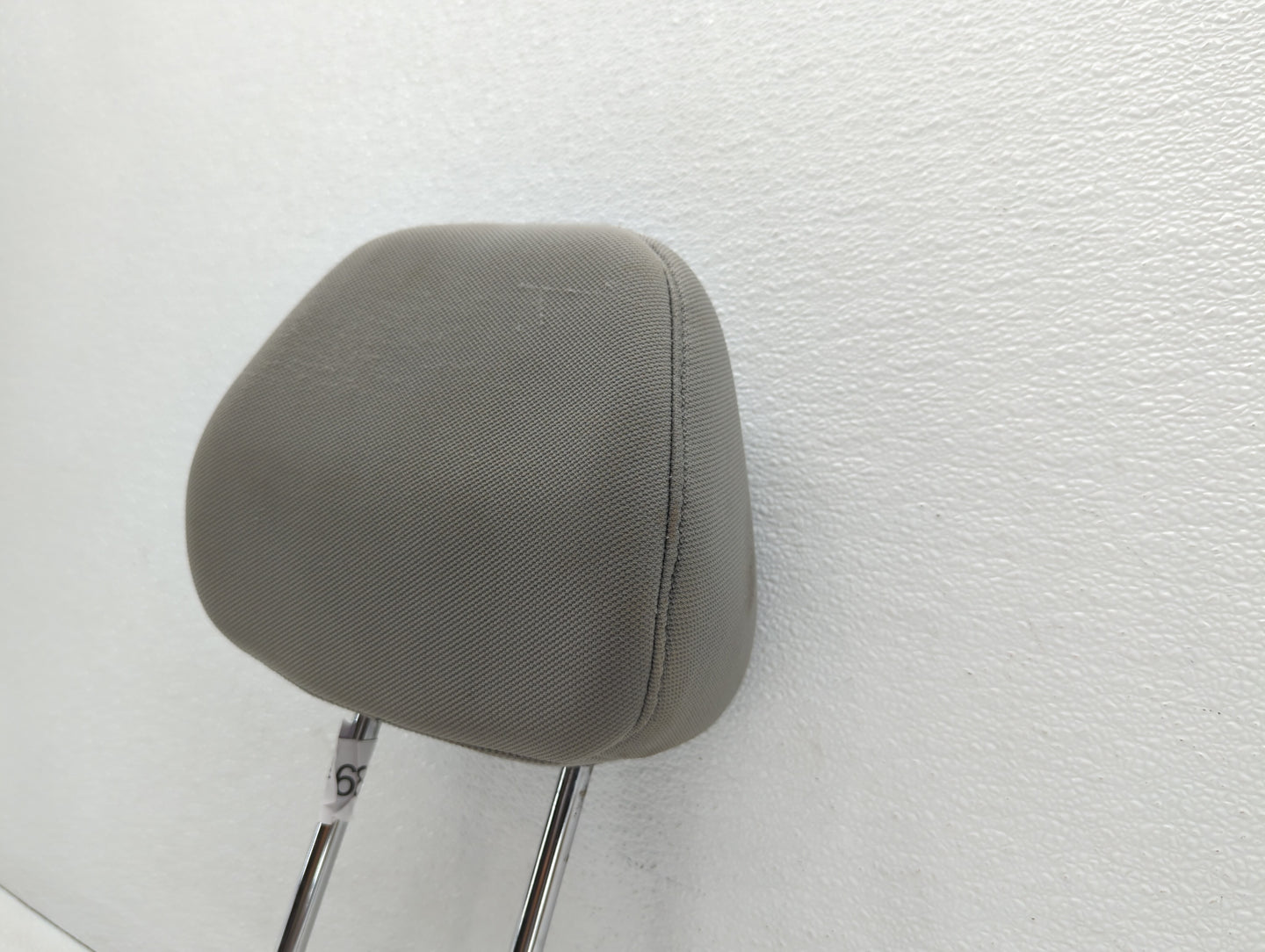 2012-2015 Hyundai Veloster Headrest Head Rest Front Driver Passenger Seat - Oemusedautoparts1.com