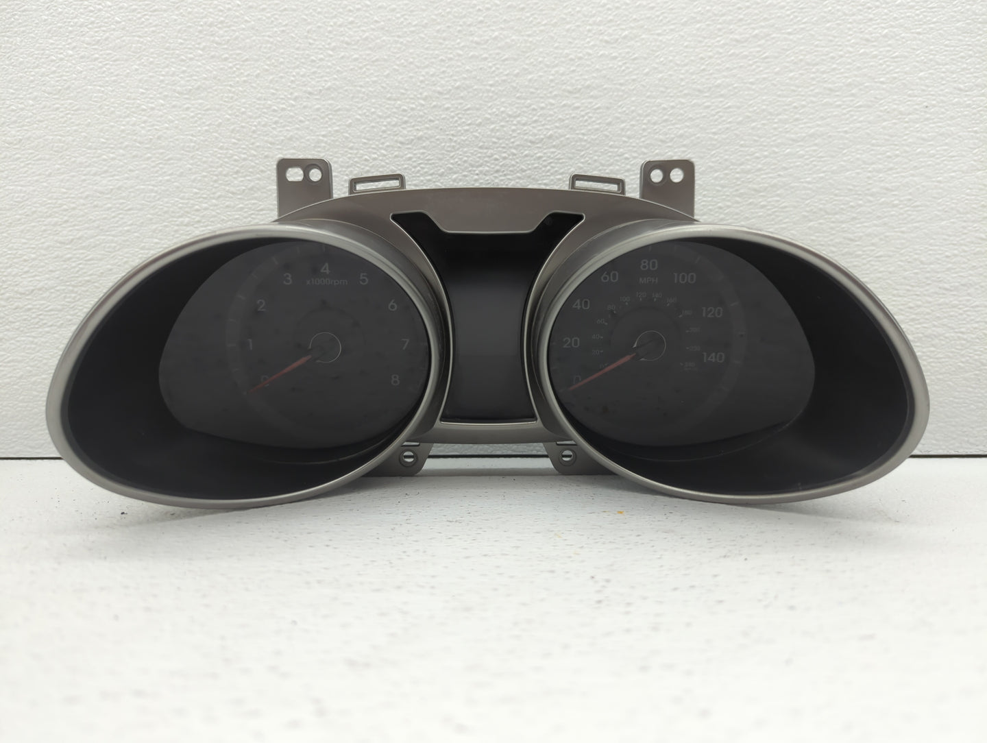 2012-2015 Hyundai Veloster Instrument Cluster Speedometer Gauges P/N:94001-2V330RDR 94001-2V330 Fits Fits 2012 2013 2014 201