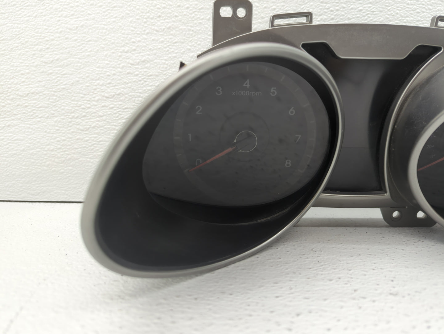2012-2015 Hyundai Veloster Instrument Cluster Speedometer Gauges P/N:94001-2V330RDR 94001-2V330 Fits Fits 2012 2013 2014 201