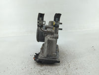 2013-2014 Hyundai Veloster Throttle Body P/N:35100-2B320 Fits Fits 2013 2014 2015 2016 OEM Used Auto Parts - Oemusedautopart