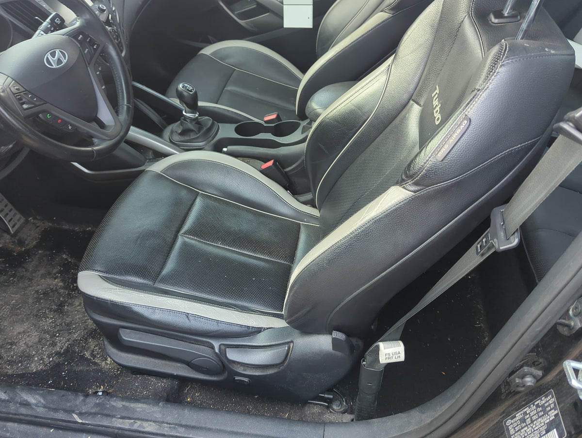 2012-2015 Hyundai Veloster Driver Front Seat Oem 5021803 - Oemusedautoparts1.com