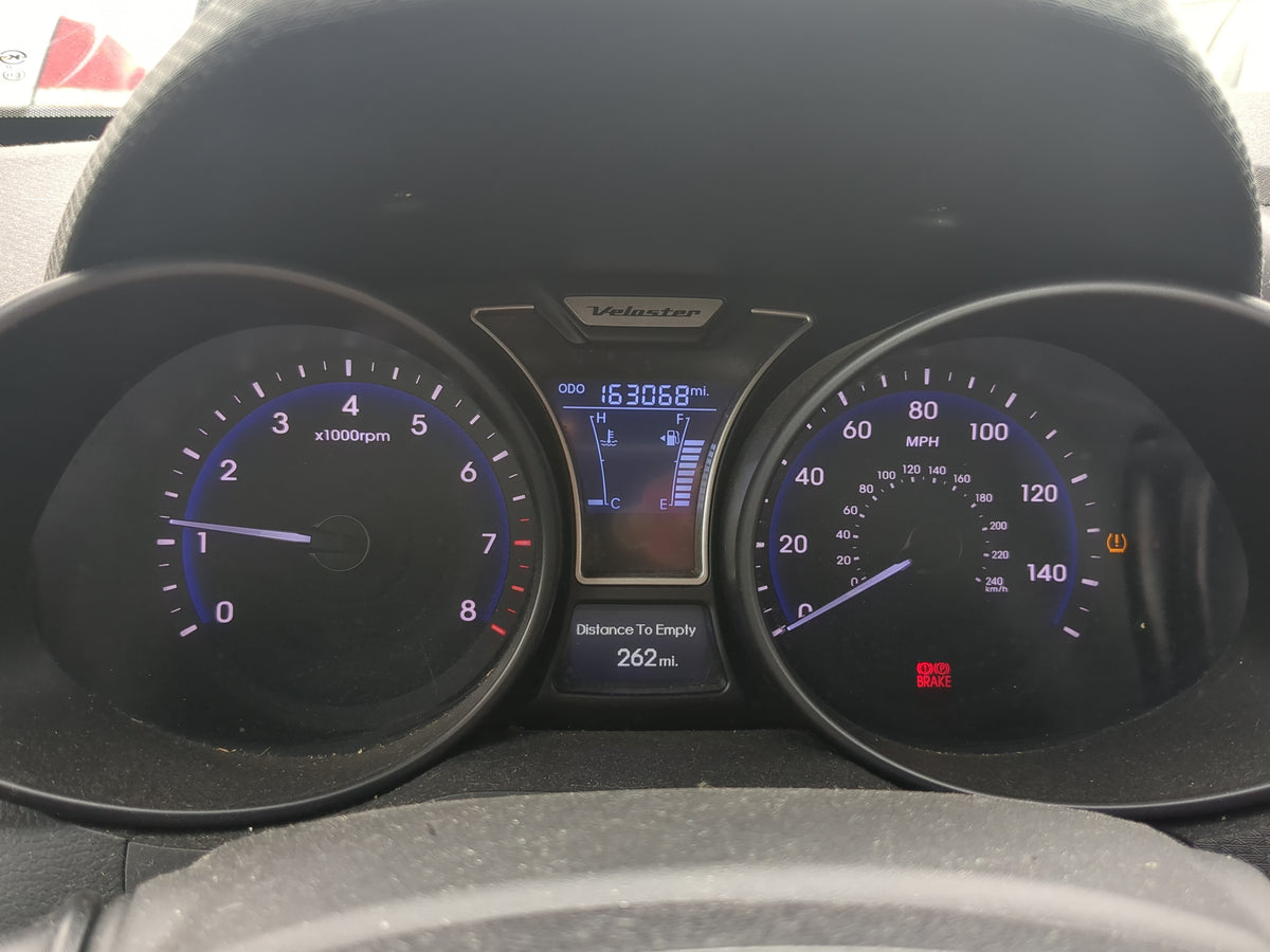 2012-2015 Hyundai Veloster Instrument Cluster Speedometer Gauges Miles:163K Fits Fits 2012 2013 2014 2015 OEM Used Auto Part