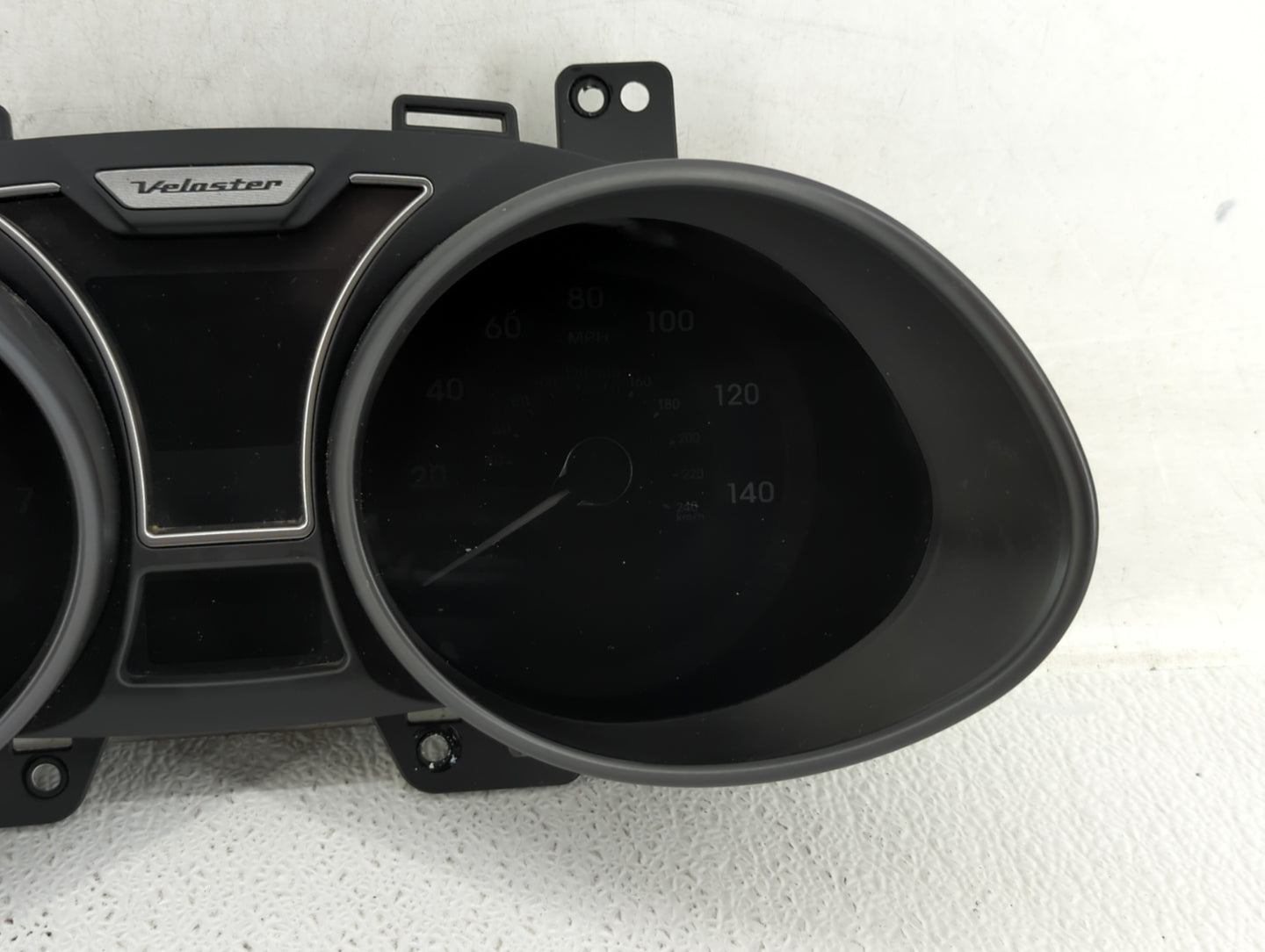 2012-2015 Hyundai Veloster Instrument Cluster Speedometer Gauges P/N:94011-2V320PD5 94001-2V321RDR Fits Fits 2012 2013 2014 