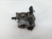 2013-2014 Hyundai Veloster Throttle Body P/N:35100-2B320 Fits Fits 2013 2014 2015 2016 OEM Used Auto Parts - Oemusedautopart