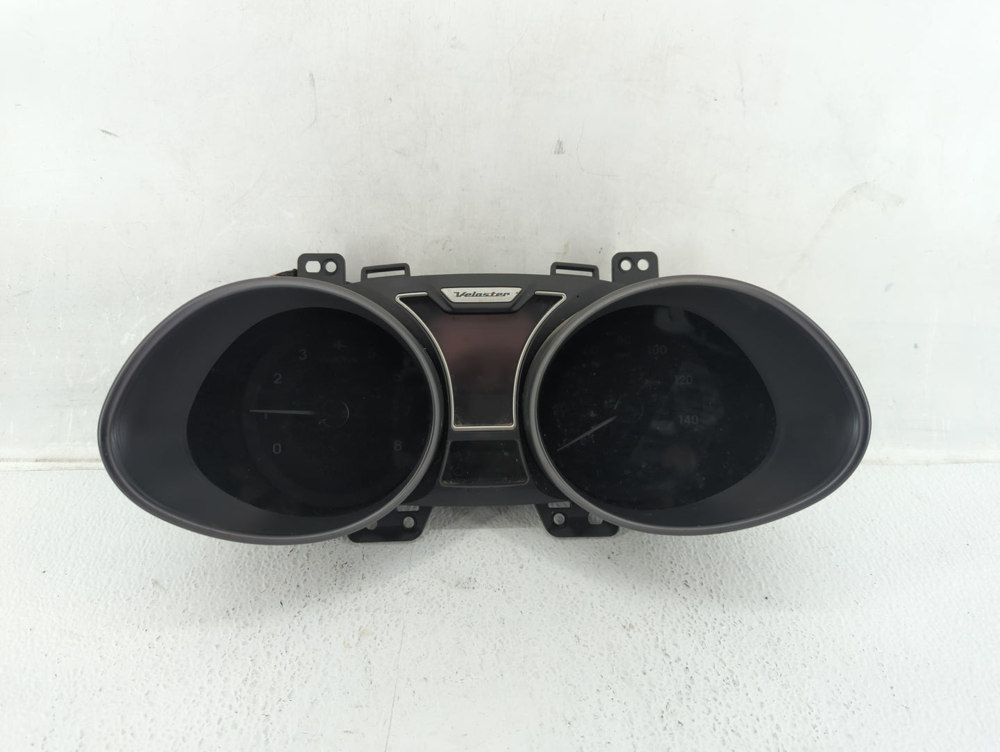 2012-2015 Hyundai Veloster Instrument Cluster Speedometer Gauges P/N:94011-2V320PD5 94001-2V321RDR Fits Fits 2012 2013 2014 