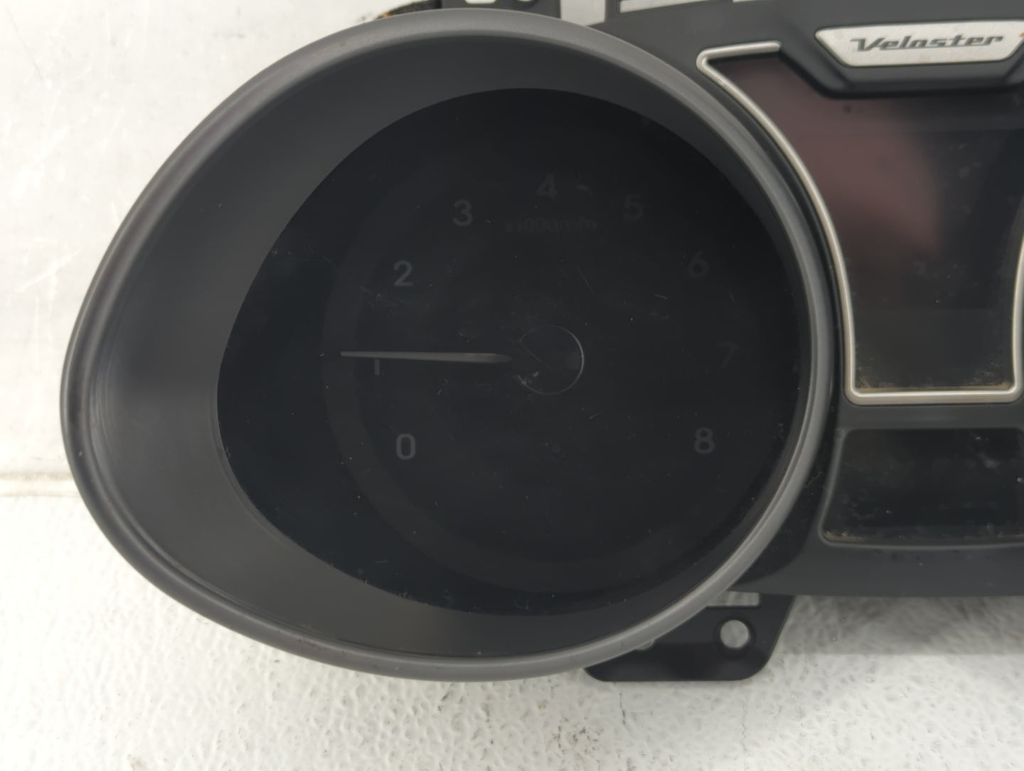 2012-2015 Hyundai Veloster Instrument Cluster Speedometer Gauges P/N:94011-2V320PD5 94001-2V321RDR Fits Fits 2012 2013 2014 