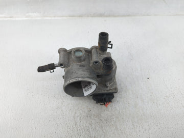 2012-2017 Hyundai Veloster Throttle Body P/N:35100-2B300 Fits Fits 2012 2013 2014 2015 2016 2017 2018 2019 OEM Used Auto Parts