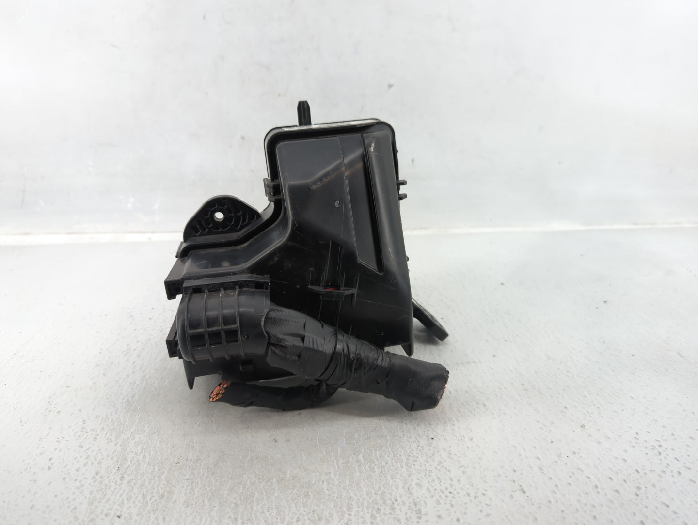 2012-2014 Hyundai Veloster Fusebox Fuse Box Panel Relay Module P/N:91304 2V012 Fits Fits 2012 2013 2014 OEM Used Auto Parts 