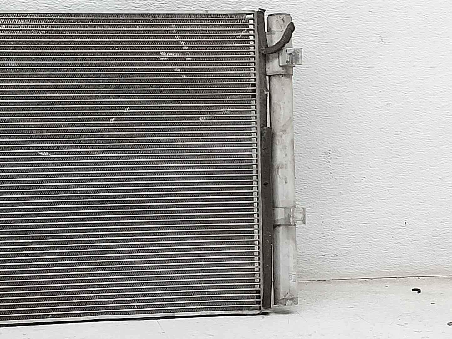 2012-2013 Hyundai Veloster Engine Cooling Radiator Condensor Fits Fits 2012 2013 OEM Used Auto Parts - Oemusedautoparts1.com