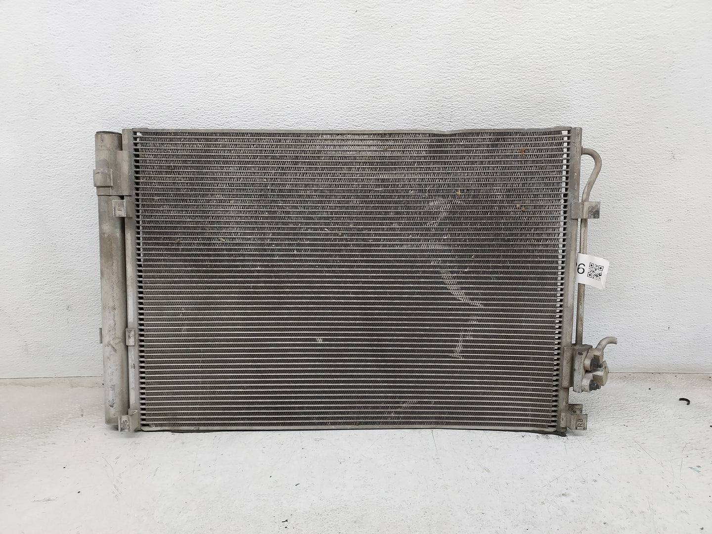 2012-2013 Hyundai Veloster Engine Cooling Radiator Condensor Fits Fits 2012 2013 OEM Used Auto Parts - Oemusedautoparts1.com