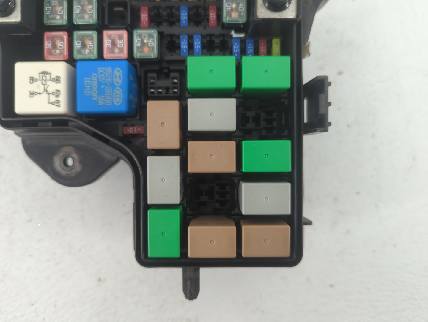2012-2014 Hyundai Veloster Fusebox Fuse Box Panel Relay Module P/N:91236-2V615 Fits Fits 2012 2013 2014 OEM Used Auto Parts 