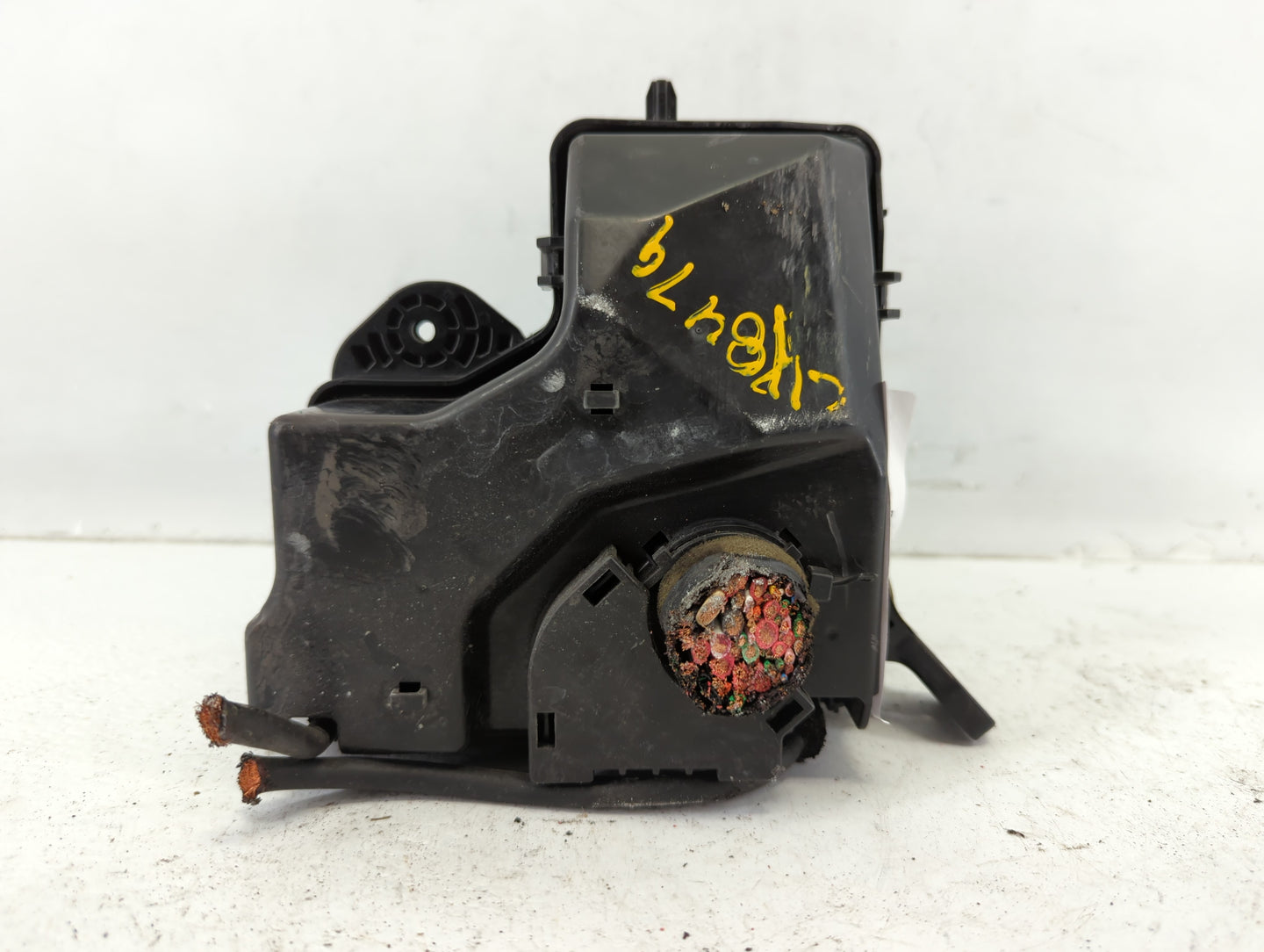 2012-2014 Hyundai Veloster Fusebox Fuse Box Panel Relay Module P/N:91236 2V375 Fits Fits 2012 2013 2014 OEM Used Auto Parts 