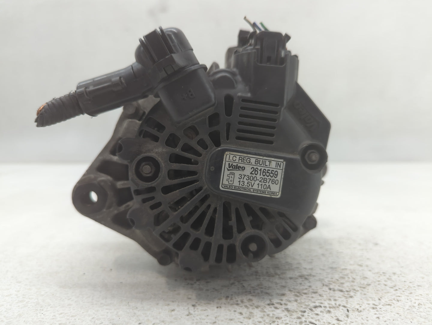 2012-2017 Hyundai Veloster Alternator Replacement Generator Charging Assembly Engine OEM P/N:2616559 37300-2B760 Fits OEM Us
