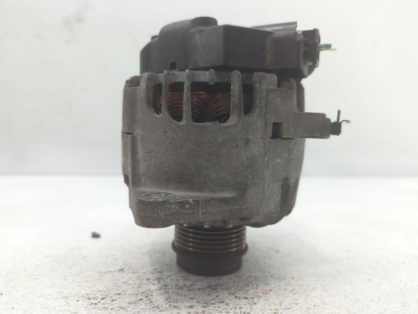 2012-2017 Hyundai Veloster Alternator Replacement Generator Charging Assembly Engine OEM P/N:2616559 37300-2B760 Fits OEM Us