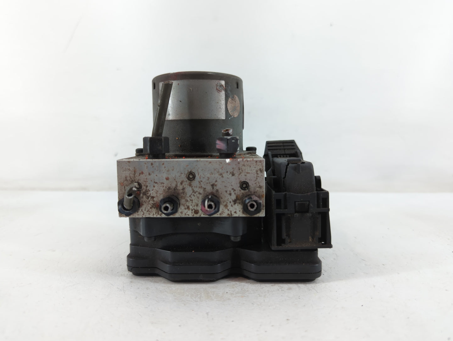 2013 Hyundai Veloster ABS Pump Control Module Replacement P/N:BE6003G604 Fits OEM Used Auto Parts - Oemusedautoparts1.com