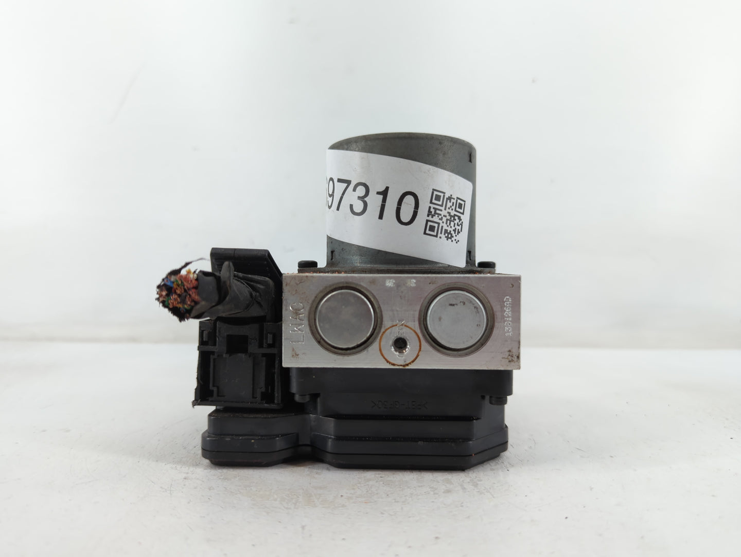 2013 Hyundai Veloster ABS Pump Control Module Replacement P/N:BE6003G604 Fits OEM Used Auto Parts - Oemusedautoparts1.com