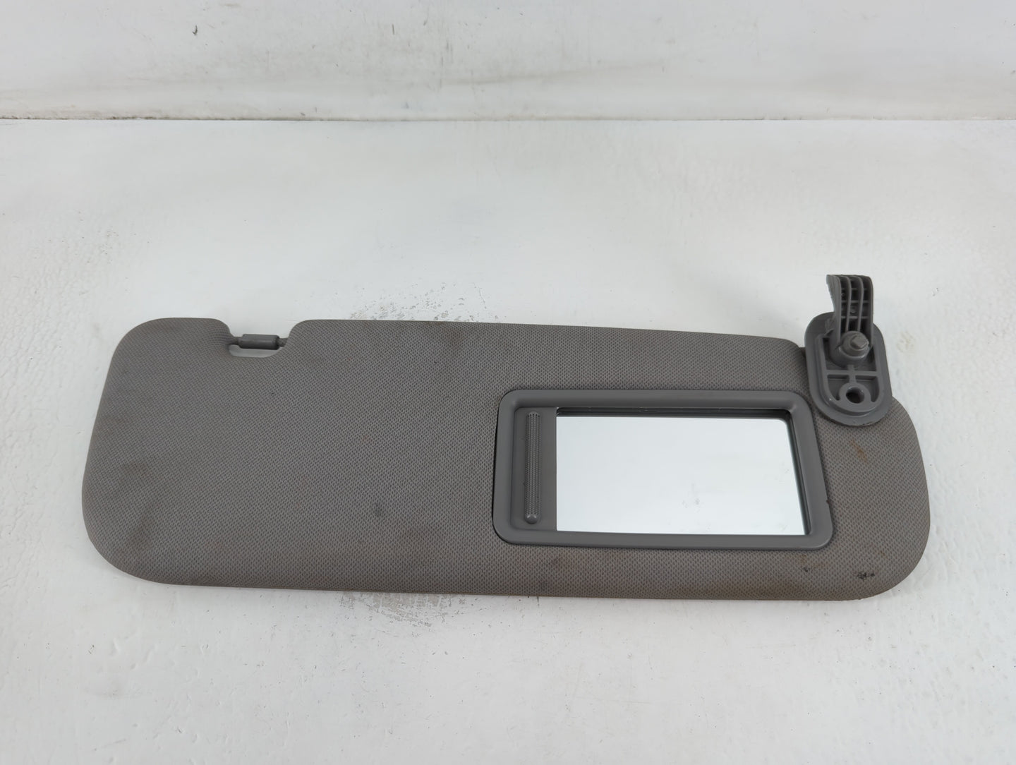 2012-2015 Hyundai Veloster Sun Visor Shade Replacement Passenger Right Mirror Fits Fits 2012 2013 2014 2015 OEM Used Auto Pa