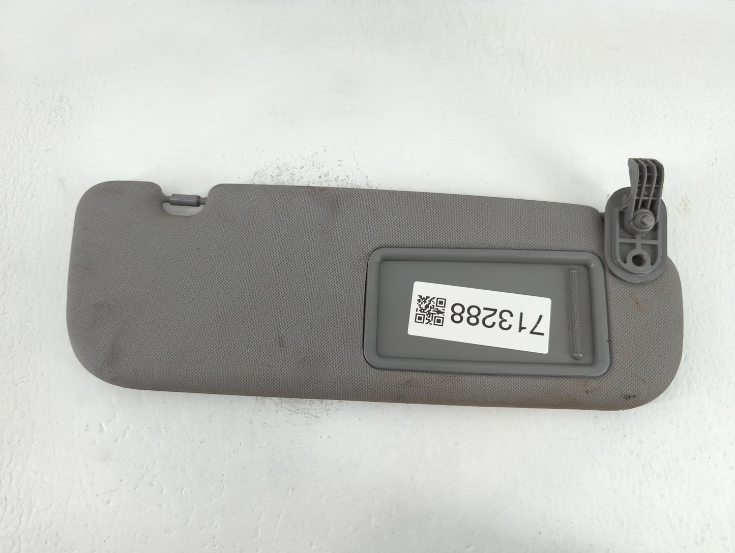 2012-2015 Hyundai Veloster Sun Visor Shade Replacement Passenger Right Mirror Fits Fits 2012 2013 2014 2015 OEM Used Auto Pa