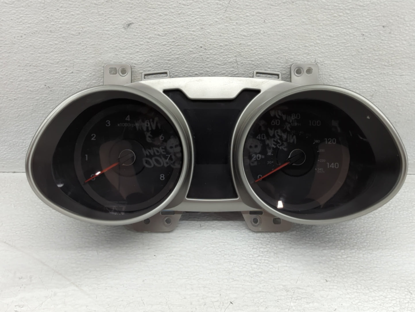 2012-2015 Hyundai Veloster Instrument Cluster Speedometer Gauges P/N:94001-2V330RDR Fits Fits 2012 2013 2014 2015 OEM Used A