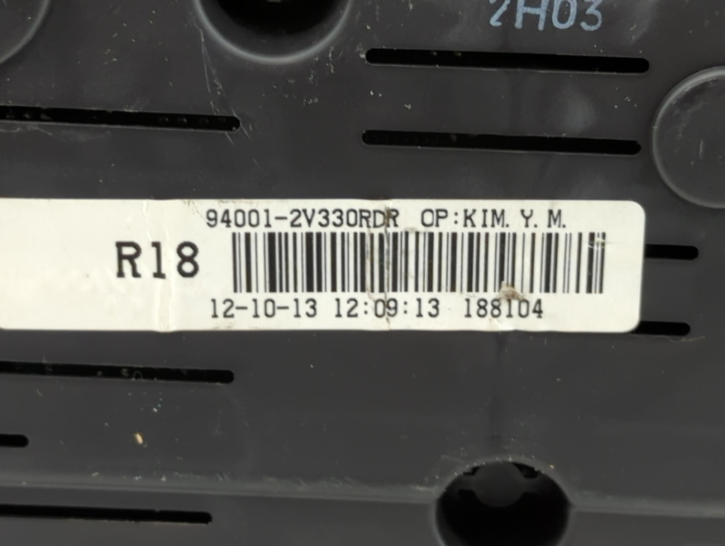 2012-2015 Hyundai Veloster Instrument Cluster Speedometer Gauges P/N:94001-2V330RDR Fits Fits 2012 2013 2014 2015 OEM Used A