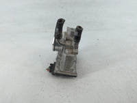 2013-2014 Hyundai Veloster Throttle Body P/N:35100-2B320 Fits Fits 2013 2014 2015 2016 OEM Used Auto Parts - Oemusedautopart