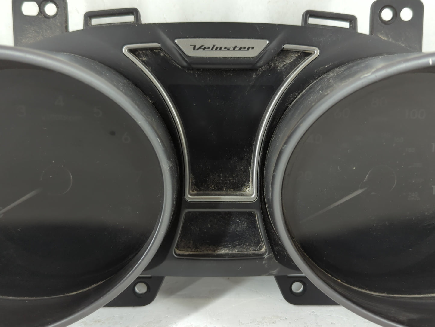 2012-2015 Hyundai Veloster Instrument Cluster Speedometer Gauges P/N:94011-2V331PD5 Fits Fits 2012 2013 2014 2015 OEM Used A