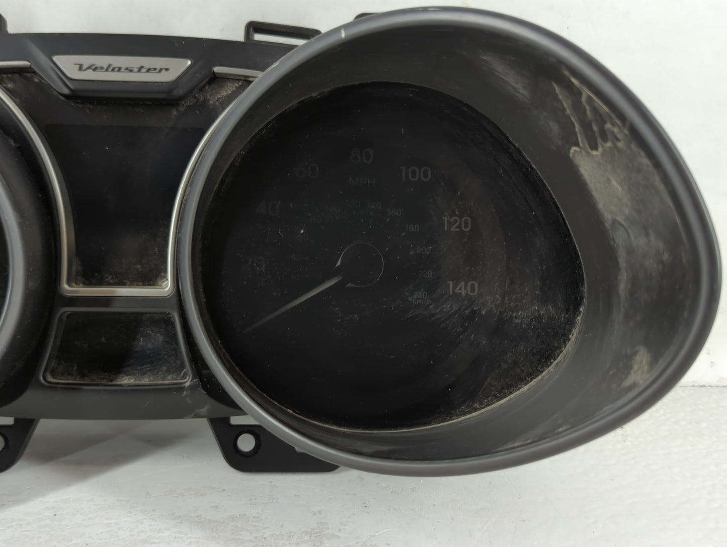 2012-2015 Hyundai Veloster Instrument Cluster Speedometer Gauges P/N:94011-2V331PD5 Fits Fits 2012 2013 2014 2015 OEM Used A