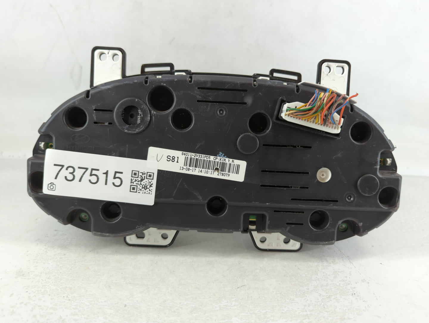 2012-2015 Hyundai Veloster Instrument Cluster Speedometer Gauges P/N:94011-2V331PD5 Fits Fits 2012 2013 2014 2015 OEM Used A