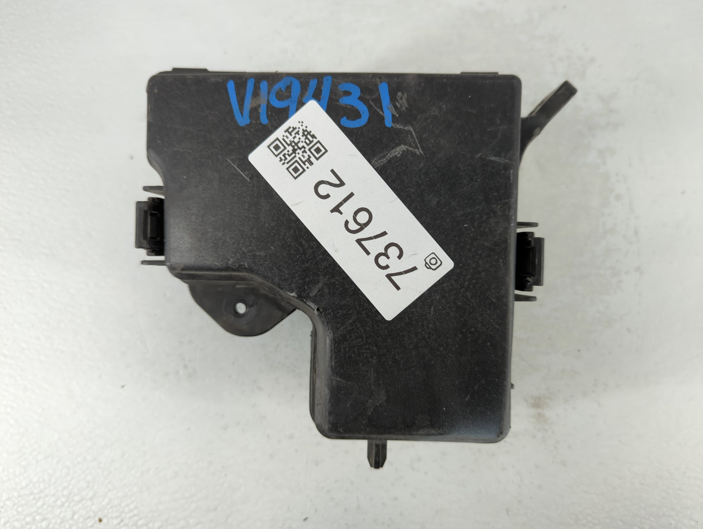 2012-2014 Hyundai Veloster Fusebox Fuse Box Panel Relay Module P/N:91301 2V024 Fits Fits 2012 2013 2014 OEM Used Auto Parts 