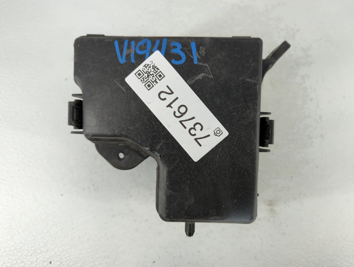 2012-2014 Hyundai Veloster Fusebox Fuse Box Panel Relay Module P/N:91301 2V024 Fits Fits 2012 2013 2014 OEM Used Auto Parts 