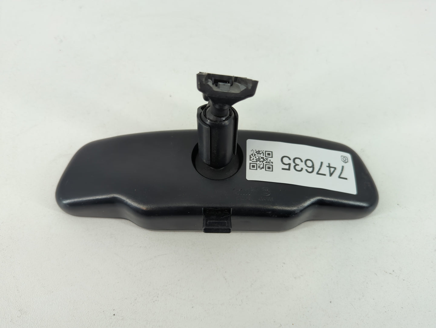 2013 Hyundai Veloster Interior Rear View Mirror Replacement OEM P/N:A047395 Fits OEM Used Auto Parts - Oemusedautoparts1.com