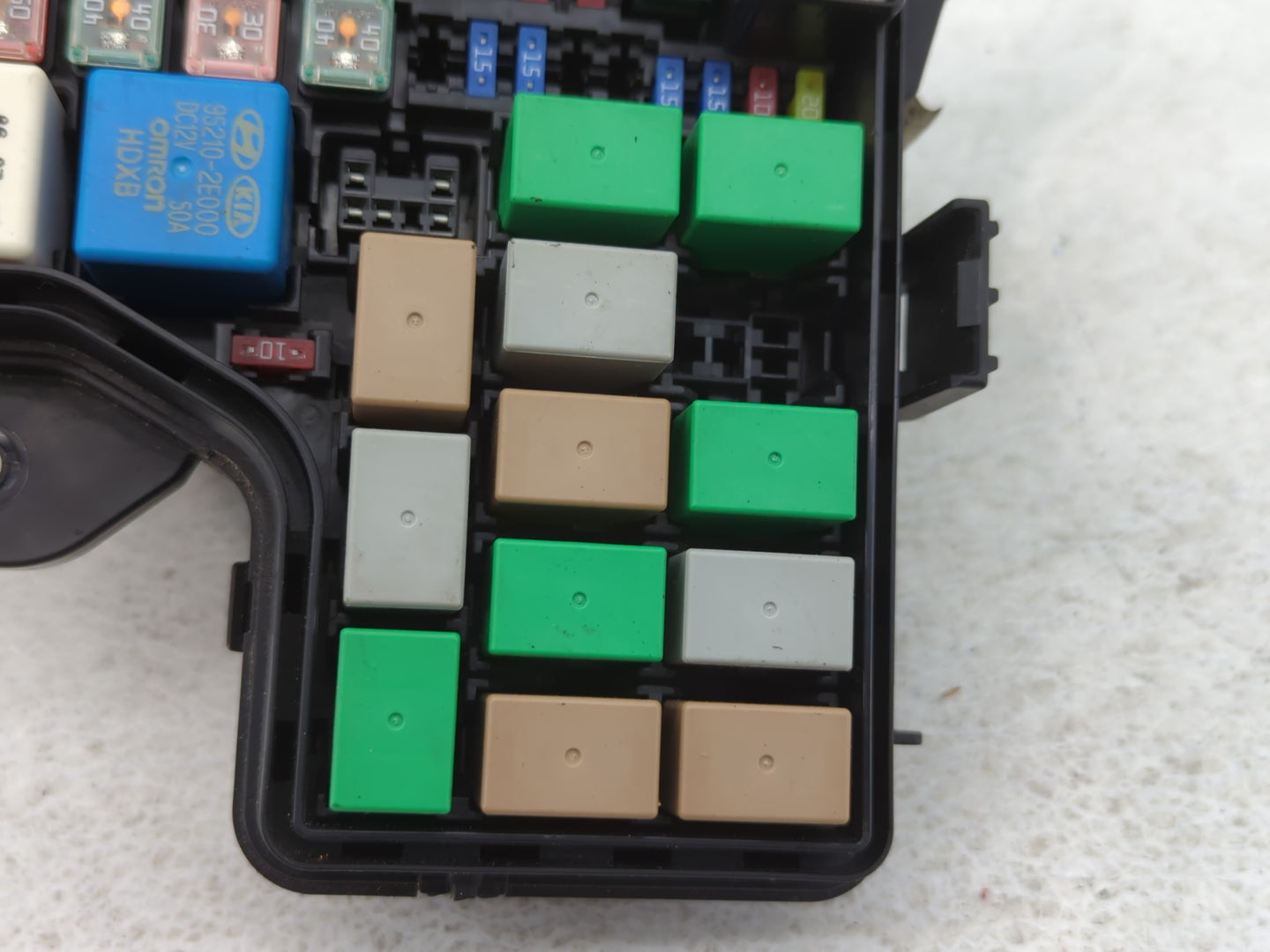 2012-2014 Hyundai Veloster Fusebox Fuse Box Panel Relay Module P/N:91236 2V372 Fits Fits 2012 2013 2014 OEM Used Auto Parts 
