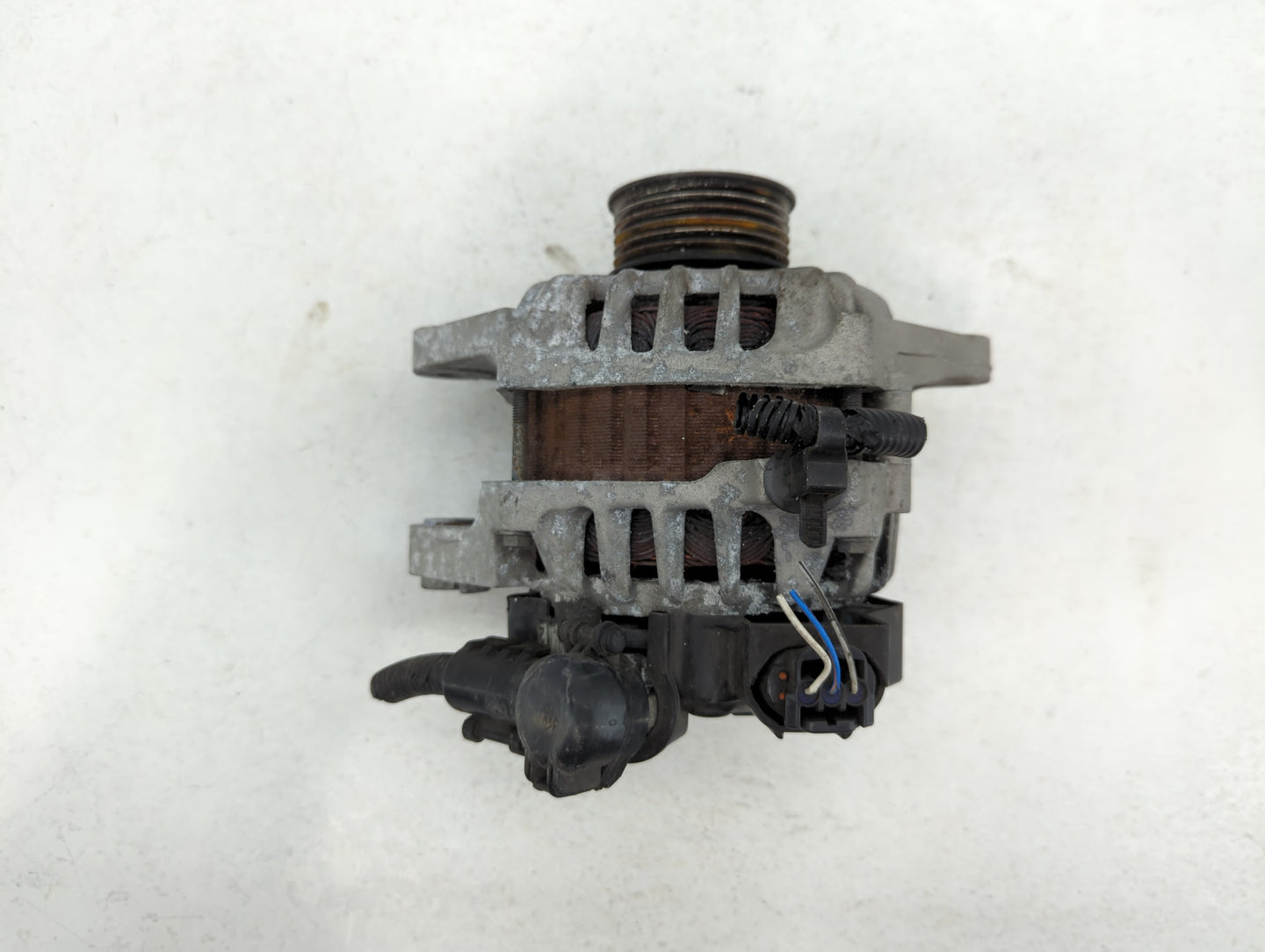 2012-2017 Hyundai Veloster Alternator Replacement Generator Charging Assembly Engine OEM P/N:37300-2B300 2607372 Fits OEM Us